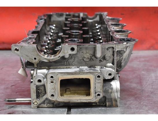 PEUGEOT 308 T7 (2007-2015) Dzinēja cilindra galva 9655911480 32745957