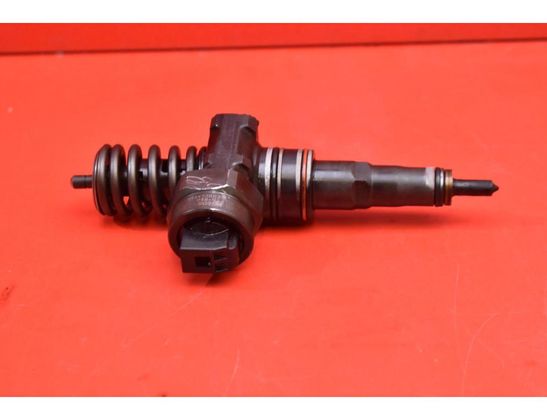 VOLKSWAGEN Golf 4 generation (1997-2006) Fuel Injector 038130073J 33076551