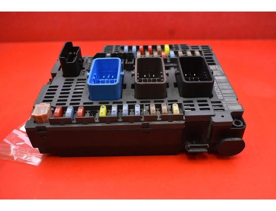 PEUGEOT 508 1 generation (2010-2020) Блок предохранителей 9807428280 33076813