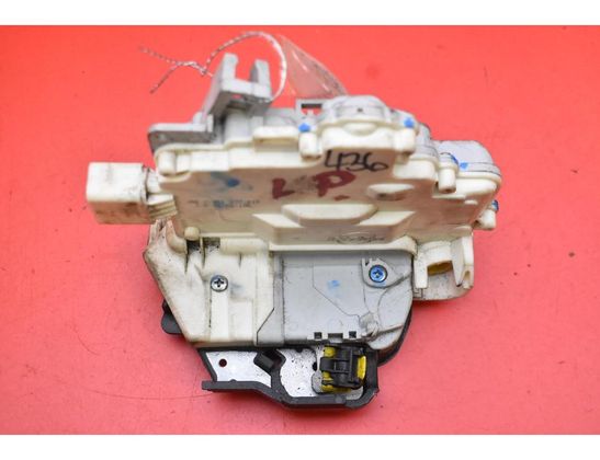 AUDI A6 allroad C6 (2006-2011) Front Left Door Lock 4F1837015 33080900