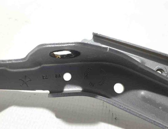 CHRYSLER Pacifica 2 generation (RU) (2016-2023) Priekšējā labā dzinēja pārsega eņģe 68224680AC 23976822