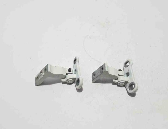 VOLVO XC60 2 generation (2017-2024) Aizmugurējo kreiso durvju eņģes 31468520 29078154