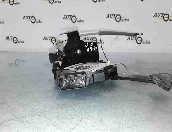 VOLVO XC60 1 generation (2008-2017) Замок двери передний правый 30799302 31718597