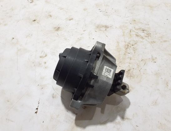 BMW X5 G05/G18 (2018-2024) Right Side Engine Mount 6860476 32633114