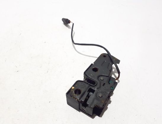 VOLKSWAGEN Amarok 1 generation (2010-2022) Замок капота правый 1Z0823509E 32749745