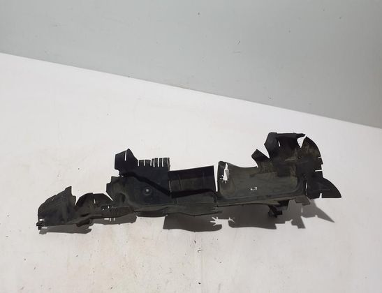 CHRYSLER Pacifica 2 generation (RU) (2016-2023) Radiatora gaisa novirzītājs 68229145AE 32794631