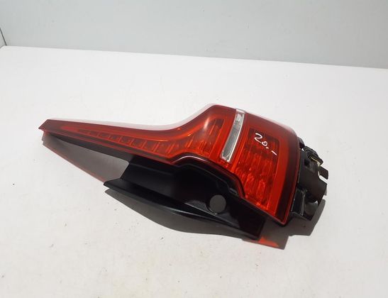 VOLVO V60 2 generation (2018-2023) Rear Right Taillight Lamp 32291359 32816177