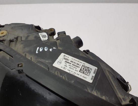 AUDI Q5 8R (2008-2017) Front Right Headlight 8R0941006C 32816179