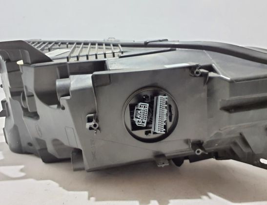 VOLVO XC60 2 generation (2017-2024) Front Left Headlight 32228488 32959005