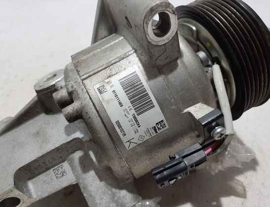 RENAULT Megane 4 generation (2016-2023) Gaisa kondicionēšanas sūknis 926001571R 33033875