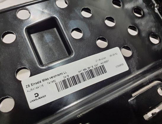 AUDI A6 C8/4K (2018-2024) Другие внутренние детали 4K1864261E 33075903