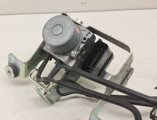 HONDA NC ABS block module pump 006-v95-168 32765757