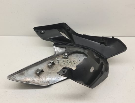 BMW R 1200 Labās puses plastmasa 8533660,46638533660,8533678,46638533678 32837271