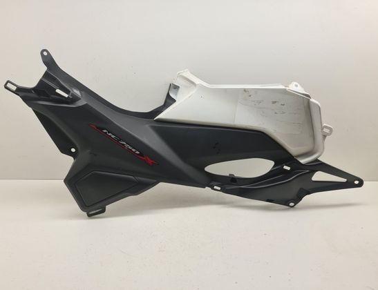 HONDA NC INTEGRA Кожух панели обтекателя правой стороны 83601-MKA-D800,83601MKAD80 32859178