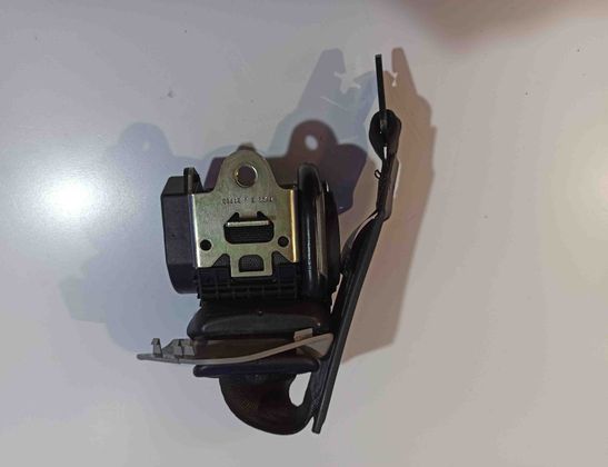 VOLVO XC90 1 generation (2002-2014) Rear Right Seatbelt 31267532 14374680