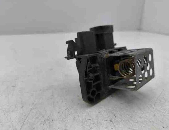 CITROËN DS4 1 generation (2010-2016) Blower fan relay 9673999880 26422310