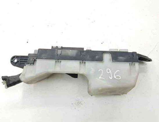 TOYOTA Corolla Verso 1 generation (2001-2009) Блок предохранителей 9008087019 26425619