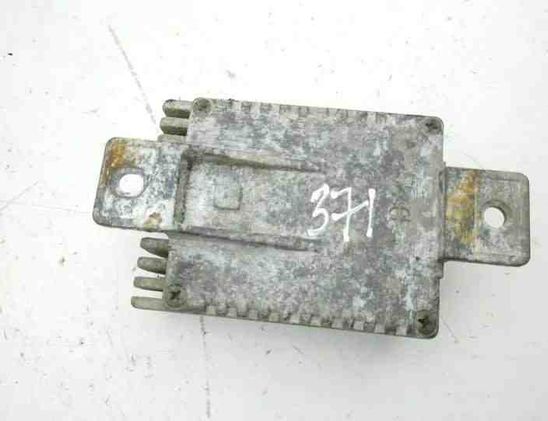 MERCEDES-BENZ A-Class W168 (1997-2004) Coolant fan relay A0275458032 26430893