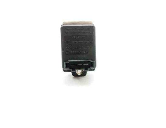 AUDI A6 C5/4B (1997-2004) Blower fan relay 4B0820521,5DS00646702 26436161