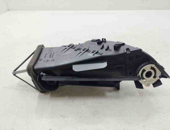 OPEL Zafira C (2012-2016) Вентиляционные отверстия центральной консоли 13427382,330188061 26446296