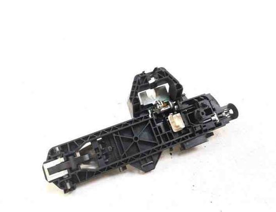 MERCEDES-BENZ C-Class W204/S204/C204 (2004-2015) Aizmugurējo kreiso durvju ārējais rokturis A2047600734 26505150