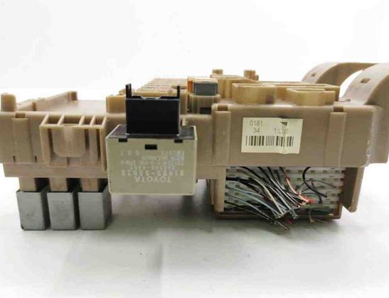 TOYOTA Corolla E120 (2000-2008) Блок предохранителей 8198050030,9008087019 30609688