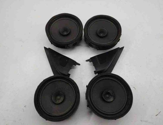 PEUGEOT 4007 1 generation (2007-2012) Priekšējo labo durvju skaļrunis 8720A017 30776069