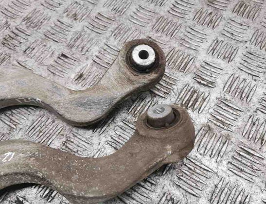 LAND ROVER Discovery Sport 1 generation (2014-2024) Rear Right Arm 31030553