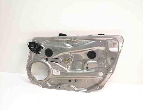 MERCEDES-BENZ C-Class W204/S204/C204 (2004-2015) Стеклоподъемник задней правой двери A2047600634 31138454