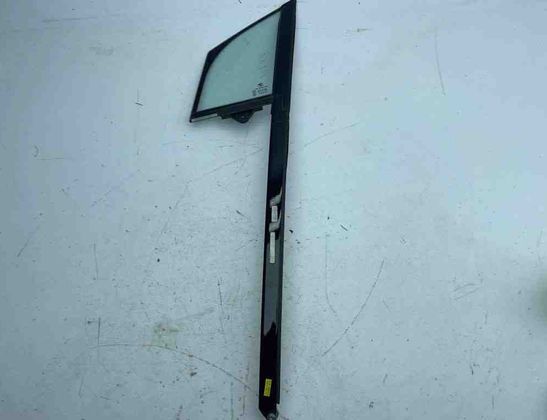 BMW i3 I01 (2013-2024) Priekšējo Durvju Stikla Sliede 31194341