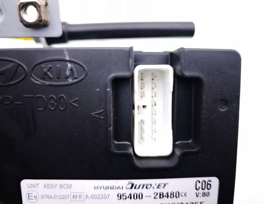 HYUNDAI Santa Fe CM (2006-2013) Imobilaizera vadības bloks 954002B480,5WY8135E 32949497