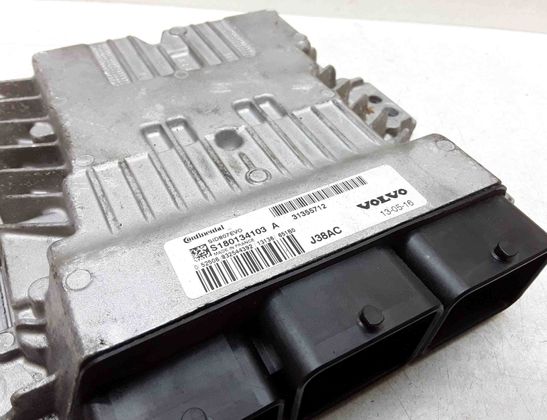 VOLVO V70 3 generation (2007-2020) Engine Control Unit ECU 31355712 23594072