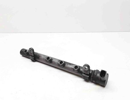 MERCEDES-BENZ R-Class W251 (2005-2017) Fuel Rail A6110780449,A6420700495 23608818