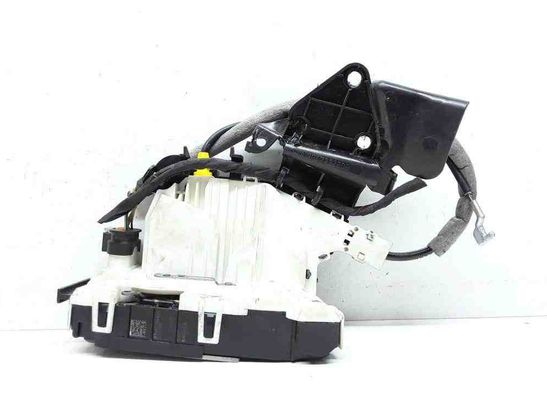MERCEDES-BENZ C-Class W204/S204/C204 (2004-2015) Front Right Door Lock A2047202435 32645999