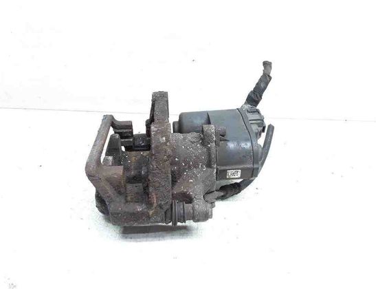 VOLVO S60 3 generation (2018-2023) задний правый суппорт 32649301