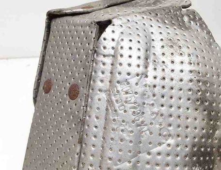 VOLVO XC70 2 generation (2000-2007)  Тепловая защита 30757296,30779257,31293377,30777141 32661045