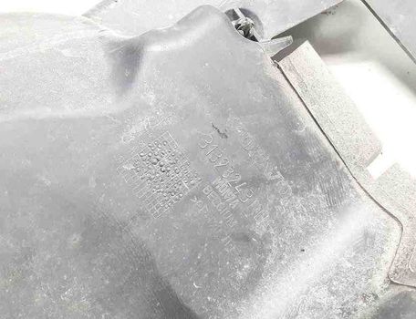 VOLVO V70 3 generation (2007-2020) Radiator air diverter 32665646