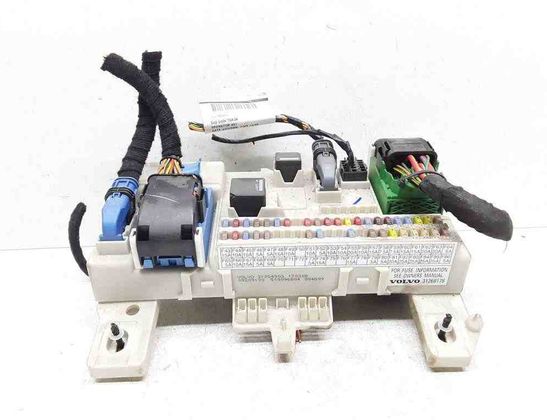 VOLVO C30 1 generation (2006-2013) Fuse box 32667109
