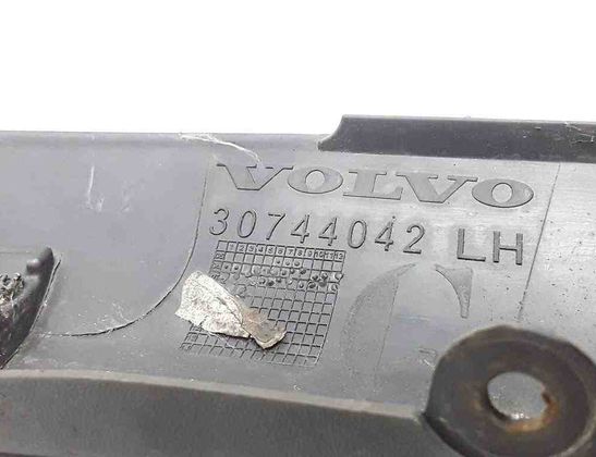 VOLVO C30 1 generation (2006-2013) Накладка переднего левого  крыла 32667122