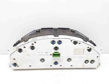 VOLVO V70 2 generation (2000-2008) Speedometer 32668487
