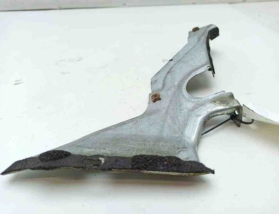 VOLVO XC60 1 generation (2008-2017) Другие части внутренние двигателя 30760872,6G9N10B832BE 32703391