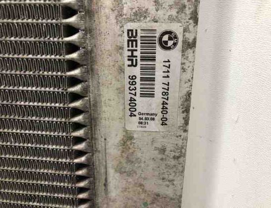 BMW 5 Series E60/E61 (2003-2010) Охлаждающий радиатор 99374004,7787440 22990517