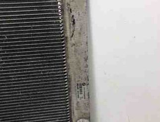 BMW 5 Series E60/E61 (2003-2010) Охлаждающий радиатор 99374004,7787440 22990517