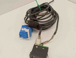 BMW X5 E70 (2006-2013) Additional Music Player Connectors 9129652 28072612