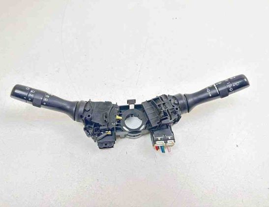 TOYOTA Avensis 3 generation (2009-2020) Pagrieziena rādītāja mehānisms 17F373 31357214