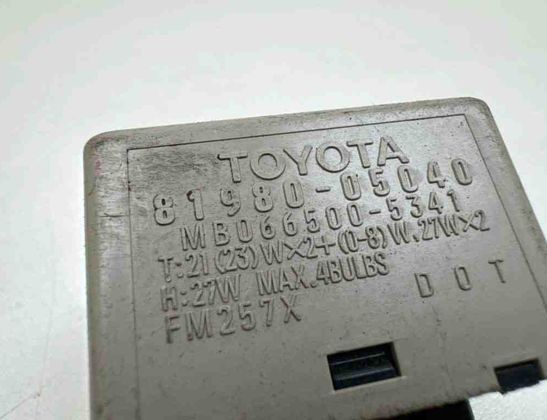 TOYOTA Avensis 2 generation (2002-2009) Relejs 8198005040 31358767