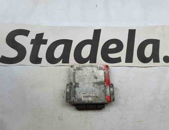 RENAULT Laguna 2 generation (2001-2007) Motora vadības bloks 539,460,281,000,001 21490868