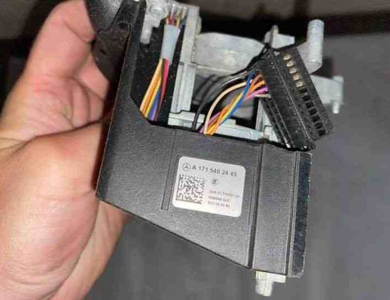 MERCEDES-BENZ CLS-Class C219 (2004-2010) Ручка постоянной скорости (автопилота) 1715402445,a1715402445 21491159