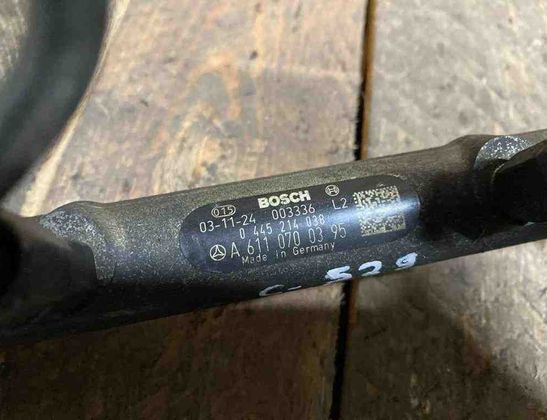 MERCEDES-BENZ E-Class W211/S211 (2002-2009) Fuel Rail 6110700395,A6110700395 32673080