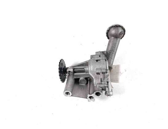 MERCEDES-BENZ A-Class W176 (2012-2018) Oil Pump 150003395R,A6071800301 28319008